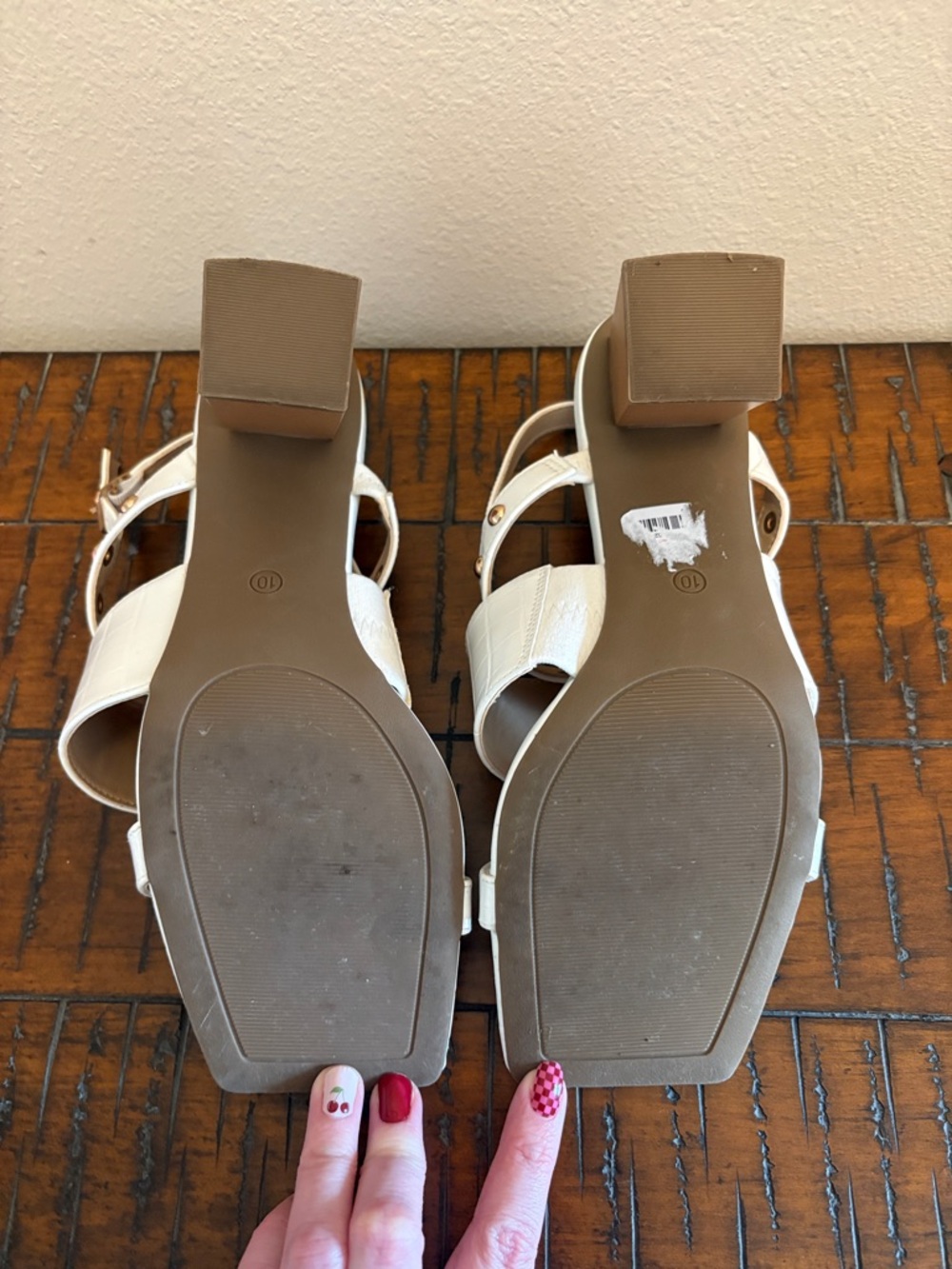 Cato White Croc-Embossed Studded Block Heel Sandals - Picture 6 of 9